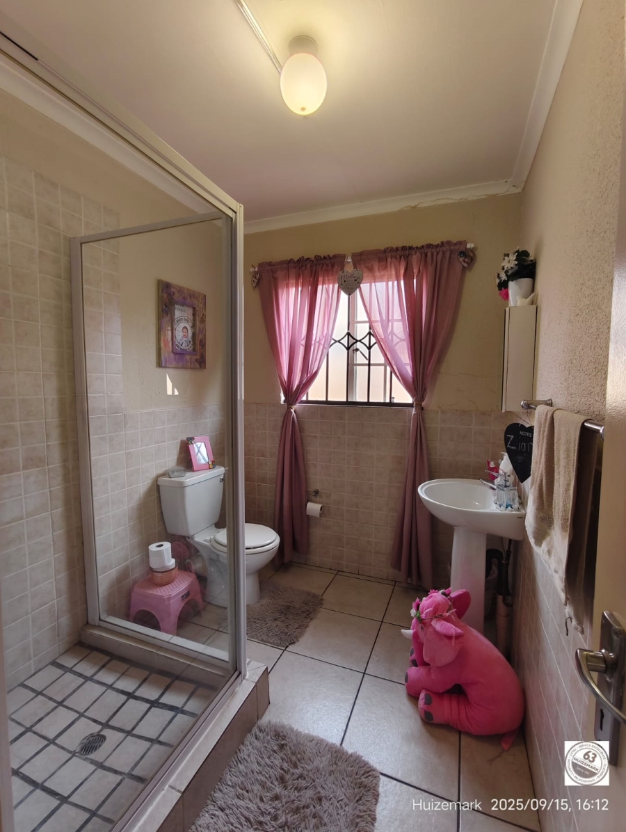 2 Bedroom Property for Sale in Sasolburg Ext 11 Free State
